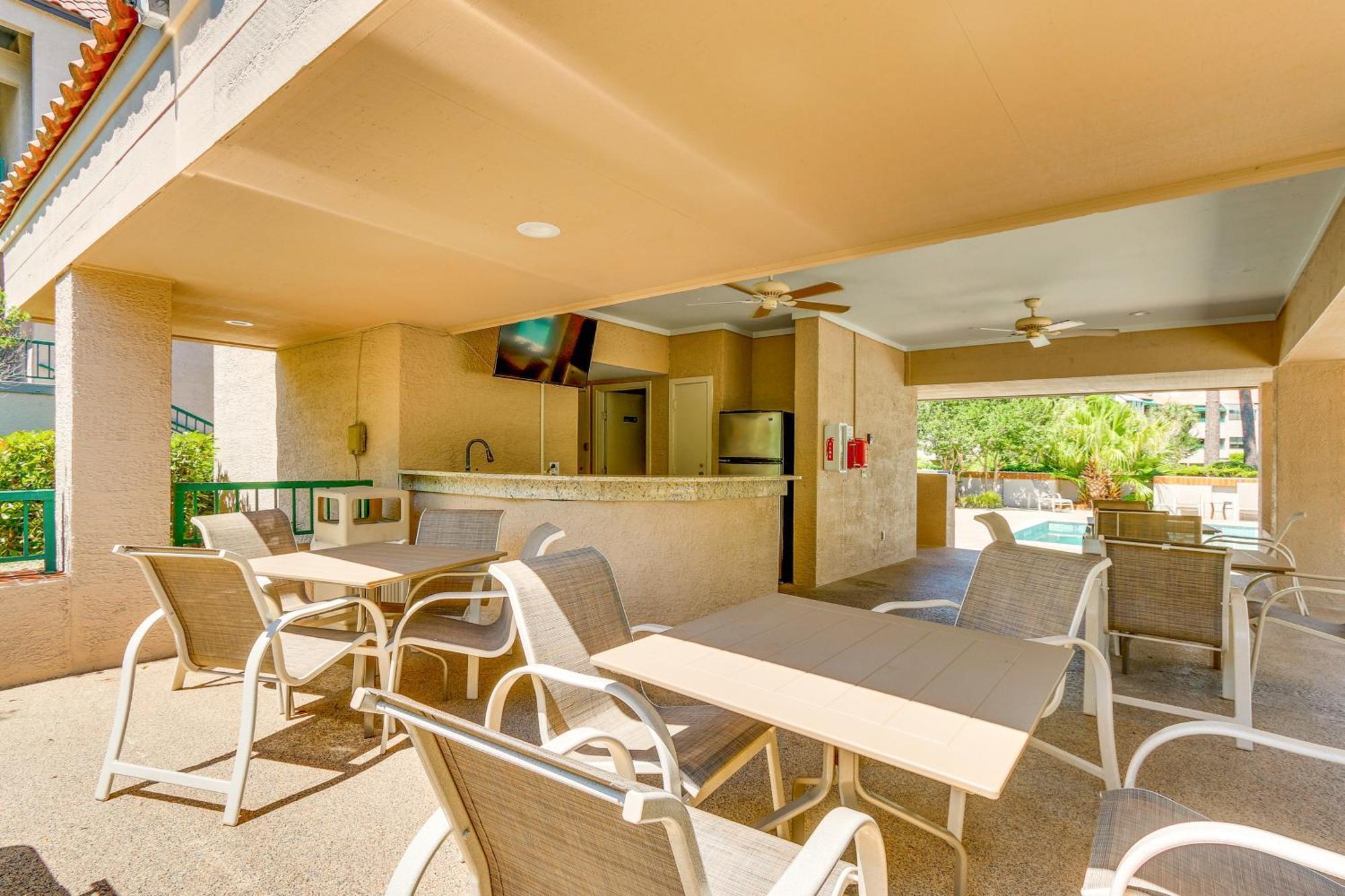 2 Mi To Beach Dog-Friendly Hilton Head Condo! Pulau Hilton Head Luaran gambar