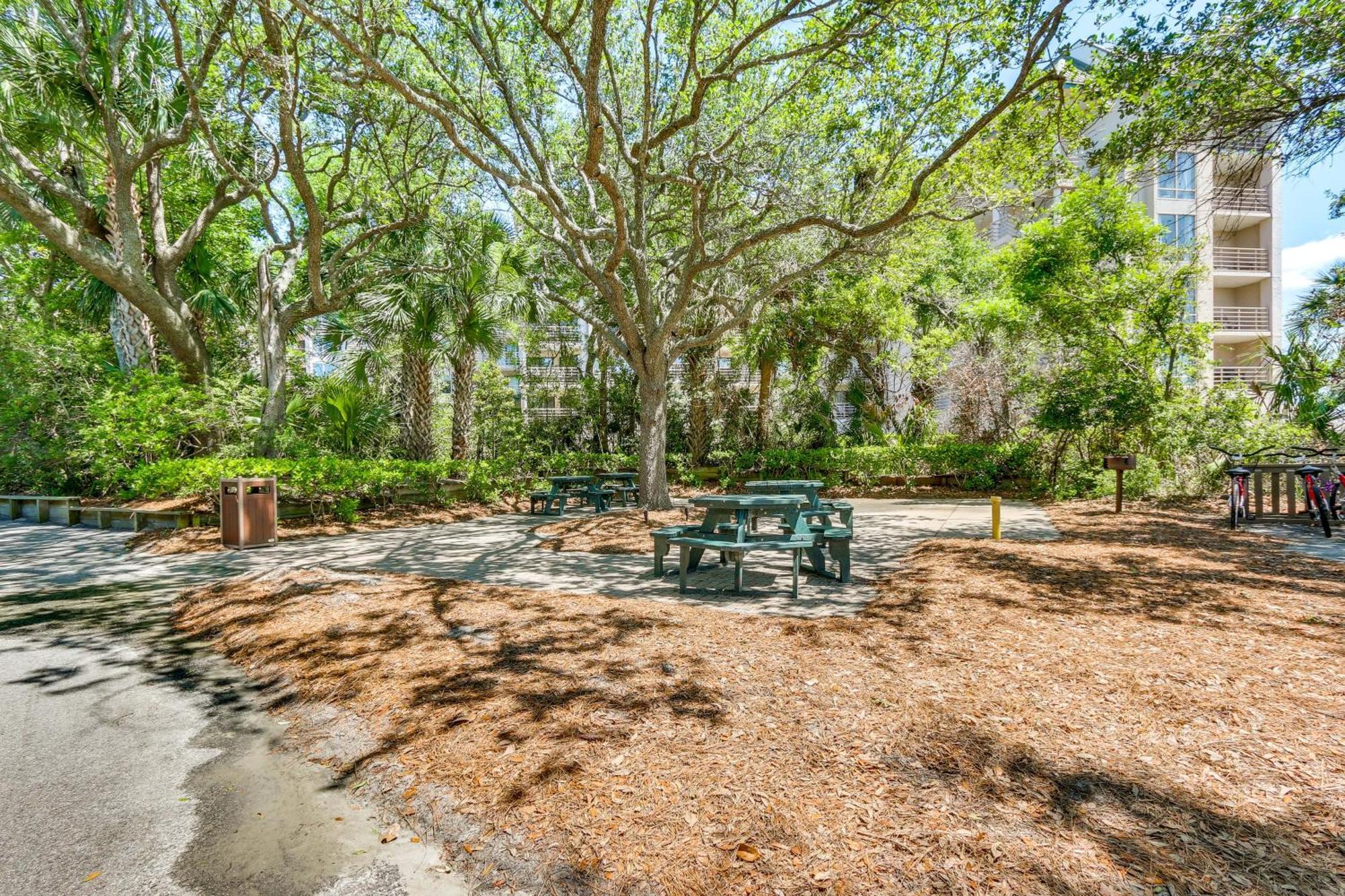 2 Mi To Beach Dog-Friendly Hilton Head Condo! Pulau Hilton Head Luaran gambar